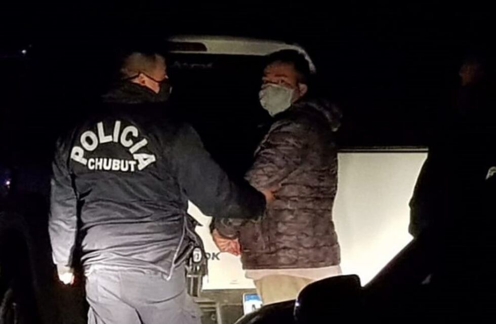 Detienen a un acusado de abuso sexual agravado cuando pretendía fugarse con sus dos hijos