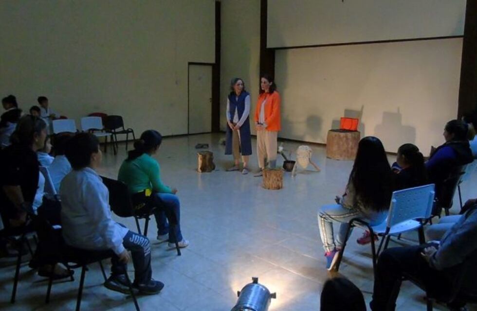 Ciclo A todo teatro: llega la obra Nacer en el Fin (Mitologías)