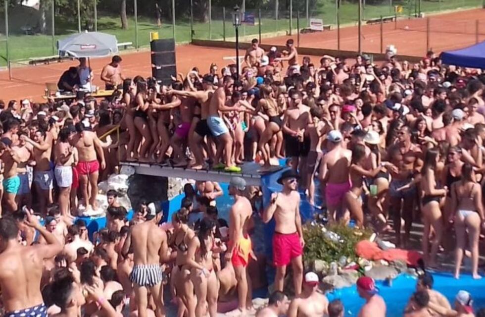 Miles de jóvenes asistieron al Seven del Plumazo en Paraná