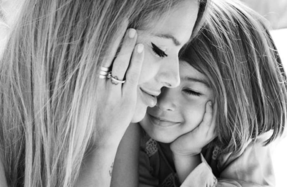 El encuentro entre la China Suárez, Nicolás Cabré y Laurita Fernández tras la operación de Rufina