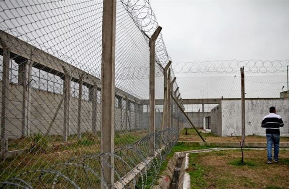 Más de la mitad de los presos bonaerenses tuvo un celular