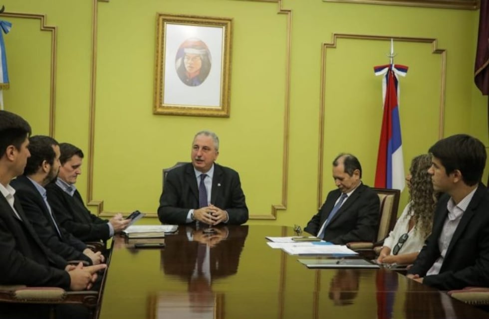 Ayuda a estatales, privados y jubilados para pagar las deudas de sus tarjetas