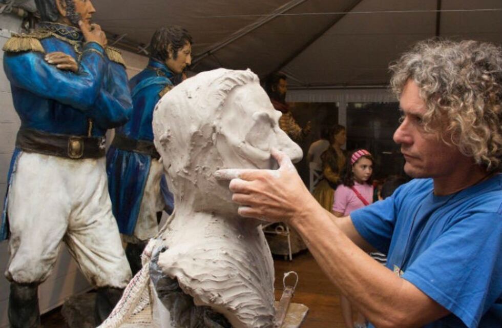 Invitan a participar de la creación de una escultura de Atahualpa Yupanqui en Cosquín