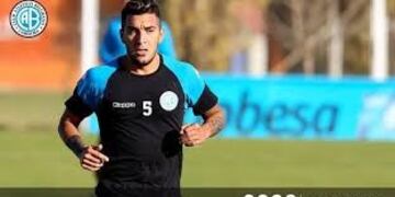 Por la ausencia de Bernardello, la duda en Belgrano es Rivero (foto) o Gastón González\u002E