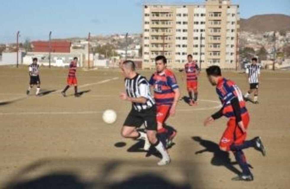 Liga norte: Estrella del Sur recibe a Estrella Norte