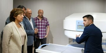 Arabela Carreras visitó el hospital de Bariloche