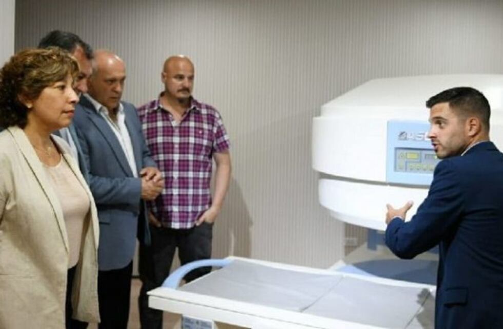 Arabela Carreras visitó el hospital de Bariloche