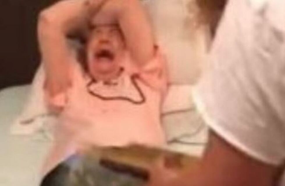 Volvió a la Argentina y sorprendió a su abuela: la tierna reacción se hizo viral