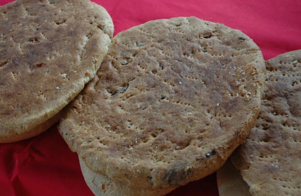 Cómo hace el chipaco, una de las delicias santiagueñas para disfrutar en la merienda