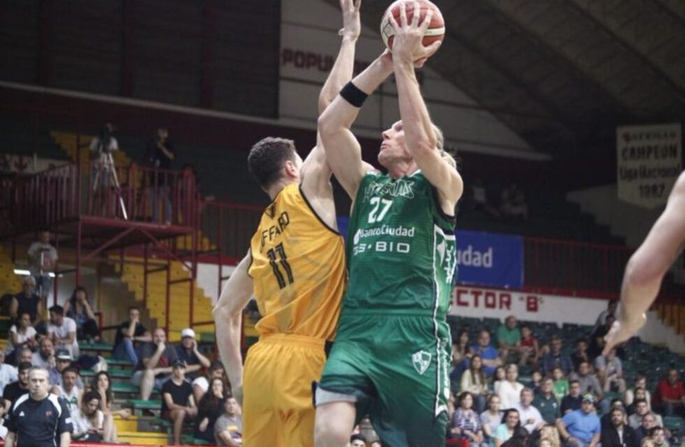 Ganó Atenas en su debut por el Súper 20, ante Libertad de Sunchales