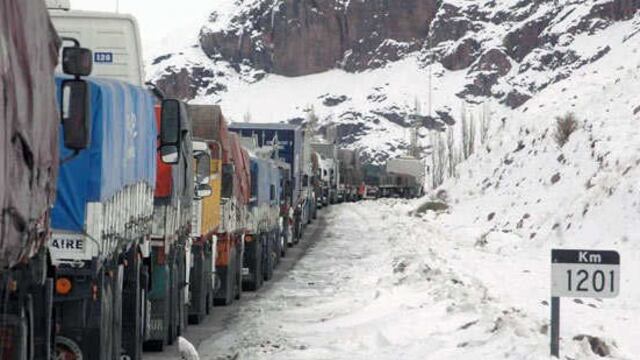 Hay cerca de  700 camiones en alta montau00f1a.