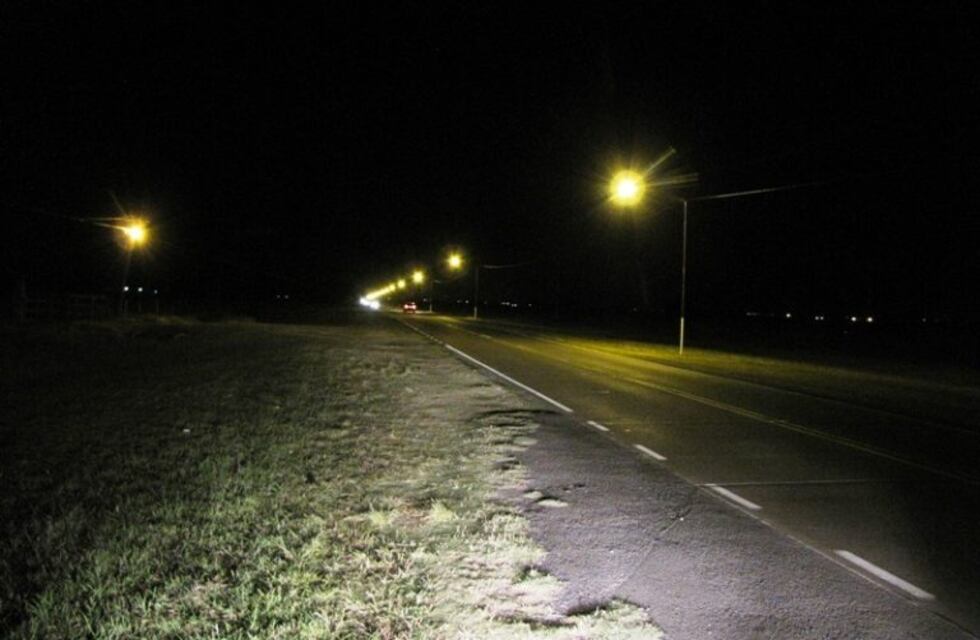 Motochorros balearon a un joven que se resistió a un asalto en la curva de La Emilia