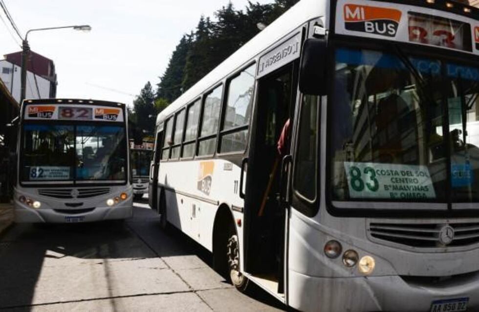Choferes de Mi Bus levantan el paro de colectivos