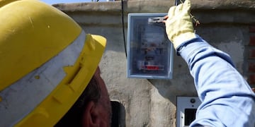 En el barrio Hostal del Sol la EPE detectó 130 conexiones irregulares a la luz\u002E (EPE)