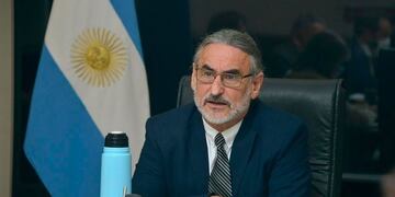 El ministro de Agricultura, Ganadería y Pesca, Luis Basterra (Foto: Twitter)