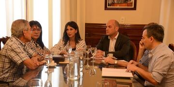 Educación: el PE acerca posiciones con el Frente Gremial Docente\u002E (Gobierno de Tucumán)