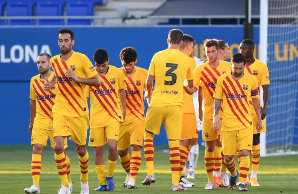 Con Messi de titular y victoria ante Nástic, arrancó la era Koeman en Barcelona