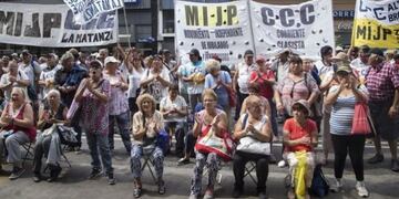 Marcha de jubilados\u002E (WEB)\u002E