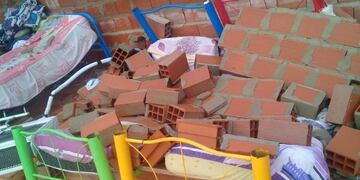 Voladuras de techos y horas interminables sin luz