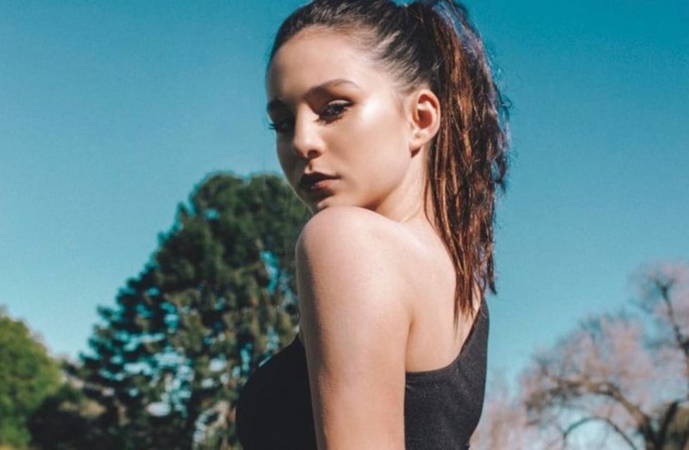 La primera foto del romance de Juanita Tinelli con el hijo de Flor Peña