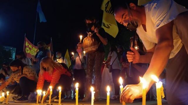 Marcha de antorchas por las víctimas de abuso sexual