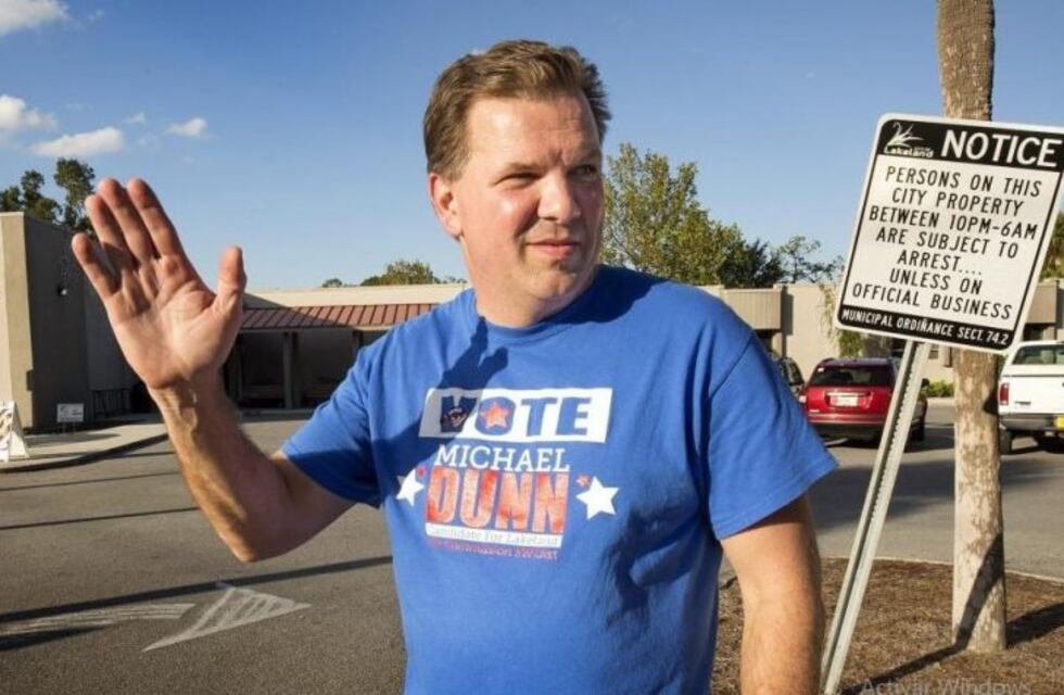 Difundieron el video del momento exacto en que un político de Florida mató a un ladrón