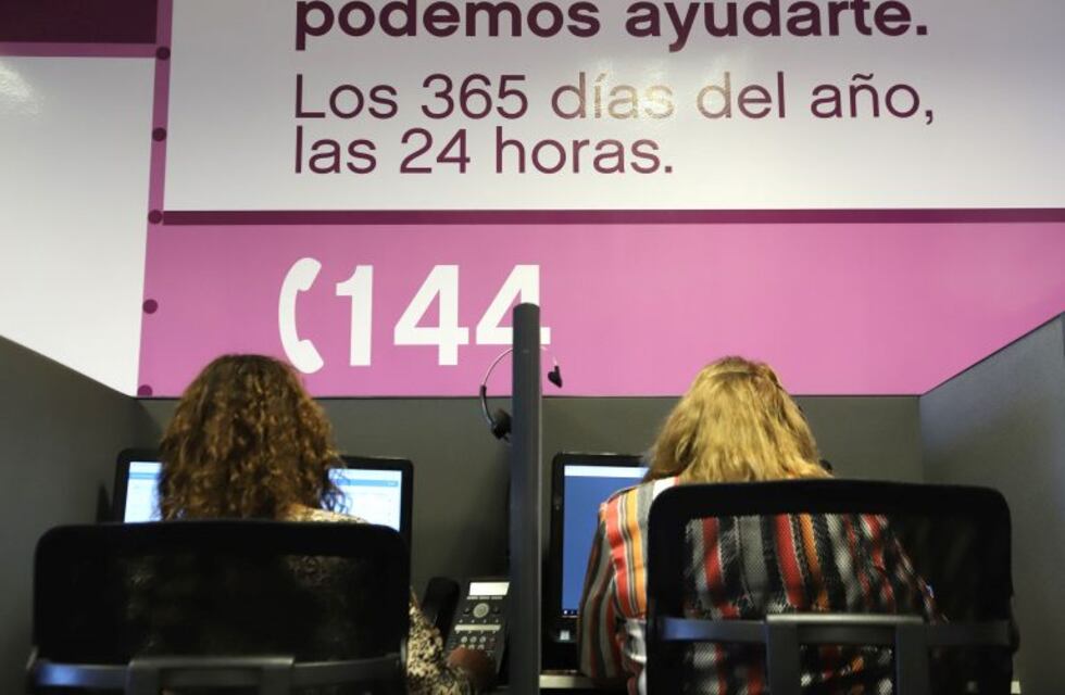 Fue a ver al hijo en común y golpeó con violencia a su ex mujer