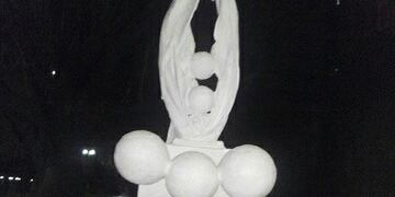 El diseño fue retirado pocas horas después de que apareciera en Pellegrini y Crespo\u002E (@dhfiori)