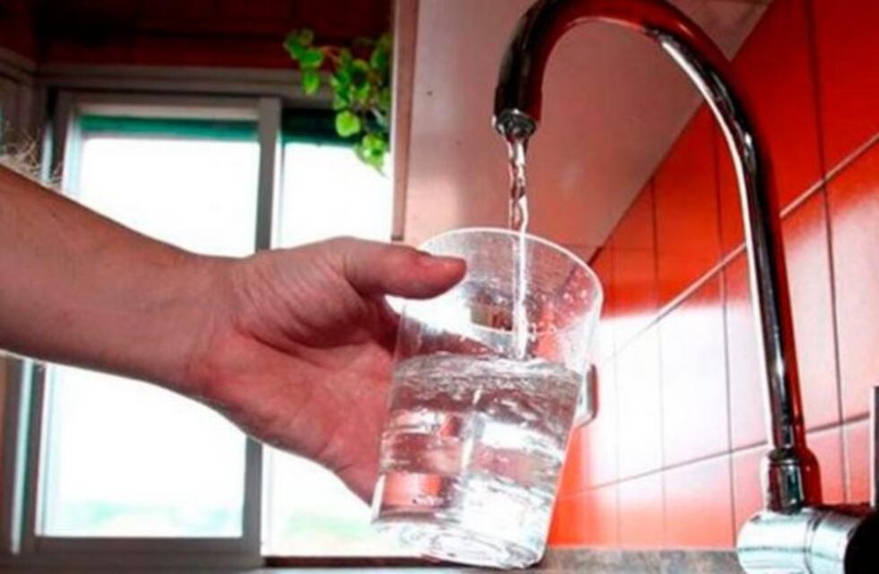 Disminuyó la cantidad de reclamos por falta de agua potable en Paraná