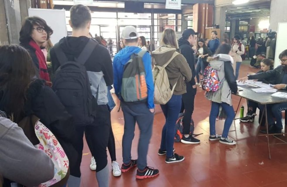 En fotos, la elección histórica para rector en la UNC