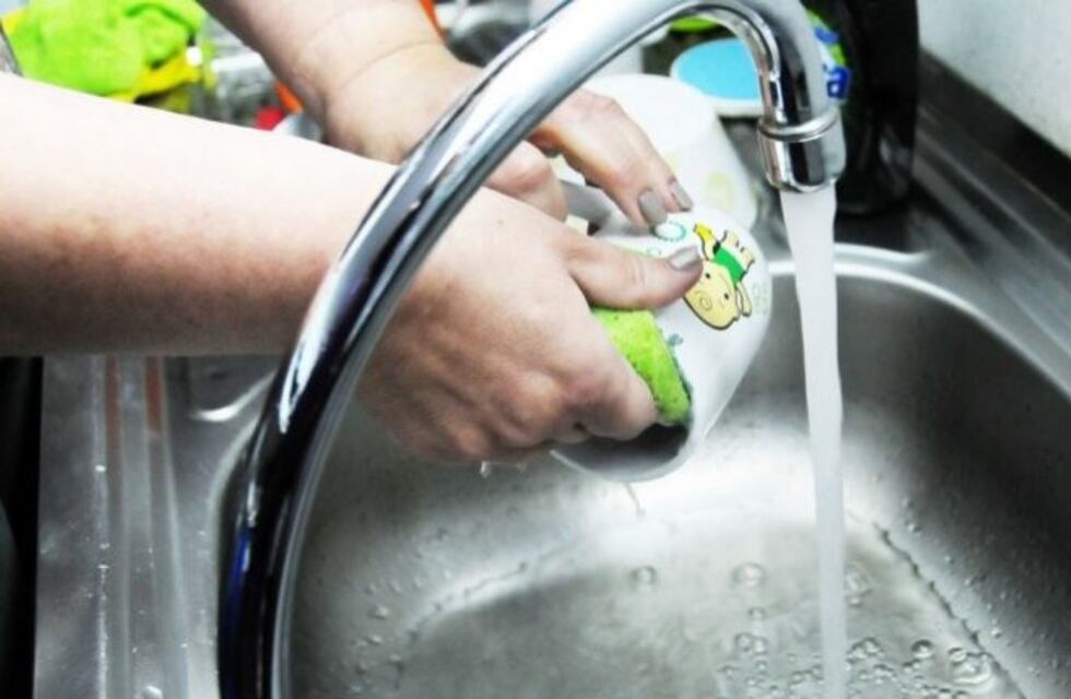 Anularon el tarifazo que regía desde febrero y las boletas de agua bajarán un 50%