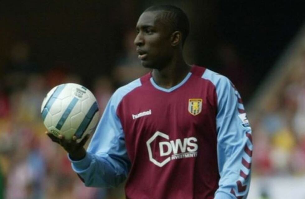 El futbolista Jlloyd Samuel podría estar vivo: su familia asegura que su muerte fue una farsa