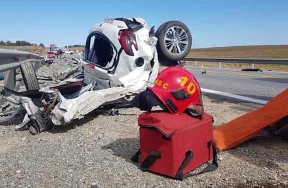 Fallecieron dos personas en un fatal accidente en la Ruta Nacional N° 3