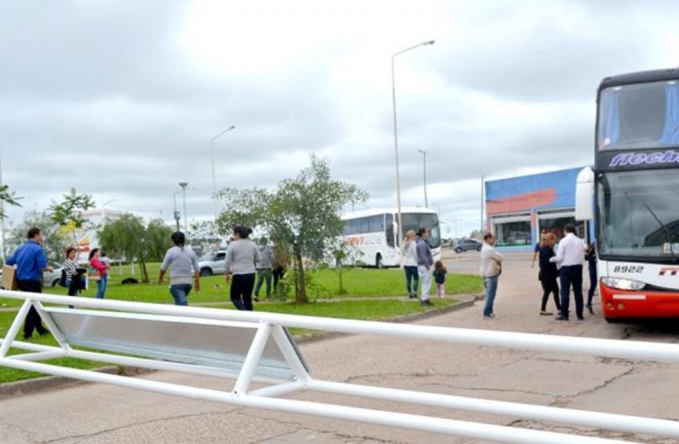 Multan a las empresas de ómnibus tras el conflicto en la terminal