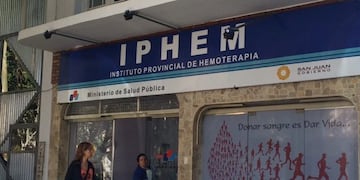 En Argentina realizan un estudio para comprobar científicamente si el plasma de pacientes que han padecido coronavirus sirve para contrarrestar los efectos en los nuevos contagiados\u002E