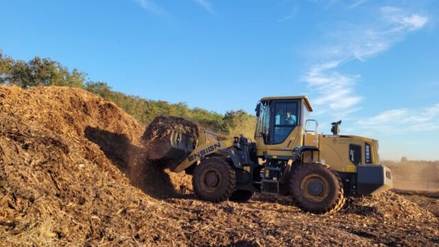 Iniciaron las pruebas de biomasa en el Centro Verde Municipal de la ciudad de Posadas.