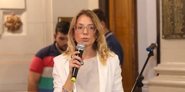 Andrea Zorzón confirmó que la deuda se puede cancelar en 12 o 24 cuotas.