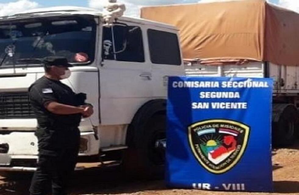 San Vicente: dos camiones fueron secuestrados por transportar maíz y soja ilegales