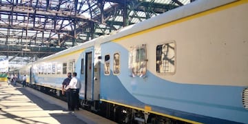 Después de ocho meses volvió el tren a Mar del Plata