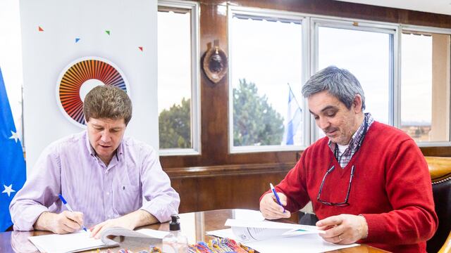 Ushuaia: firmaron contrato por obra que beneficiará a 75 mil vecinos