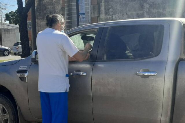 Martín Racca, vacunando en el operativo especial en el Hospital