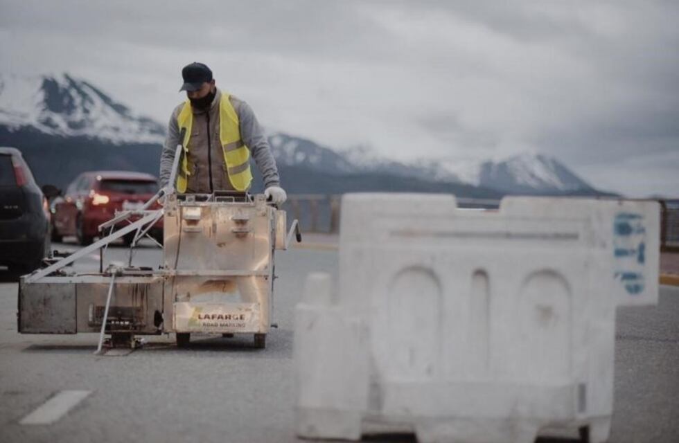 Realizan tareas de señalización en el centro de la ciudad