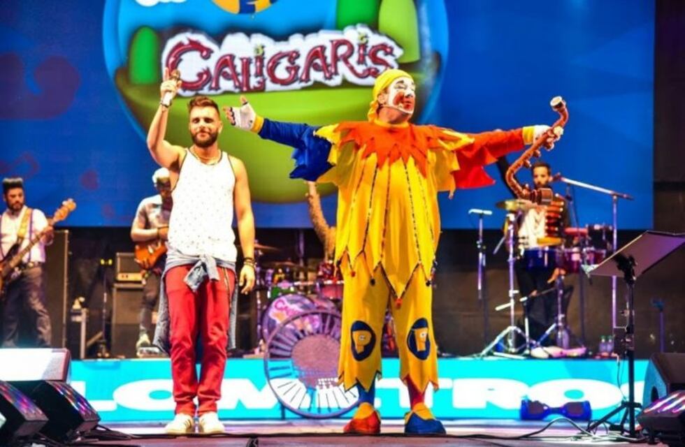 Los Caligaris y Piñón Fijo dieron un show para toda la familia en Alta Gracia