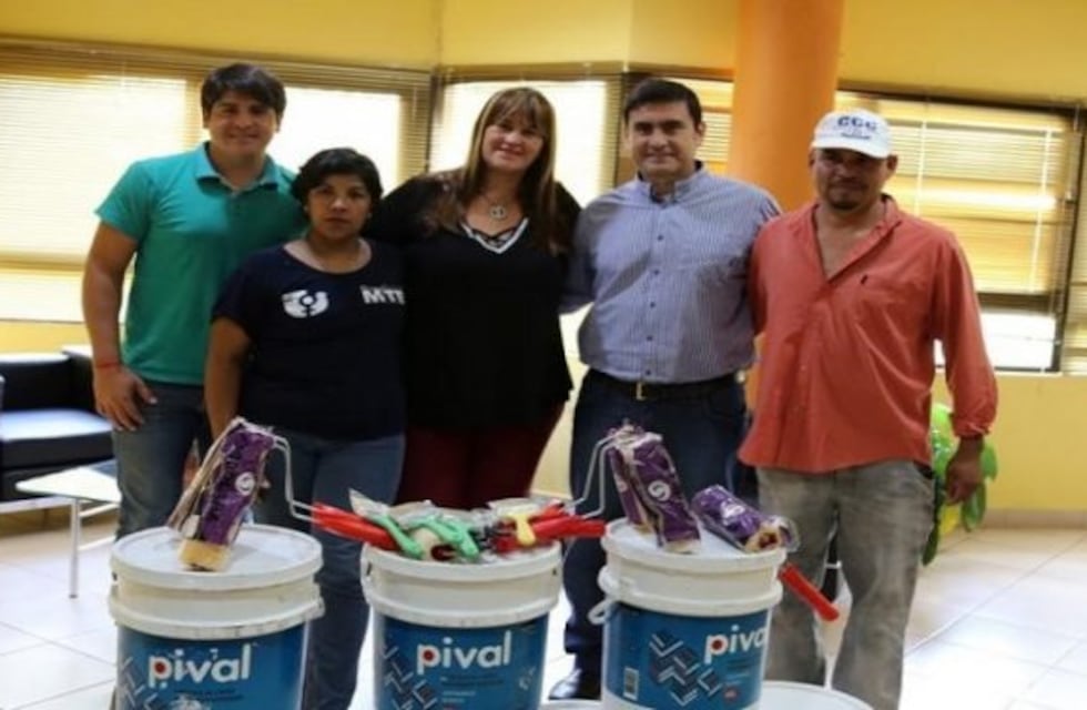 La CCC realiza tareas de limpieza y pinturas en escuelas de Eldorado