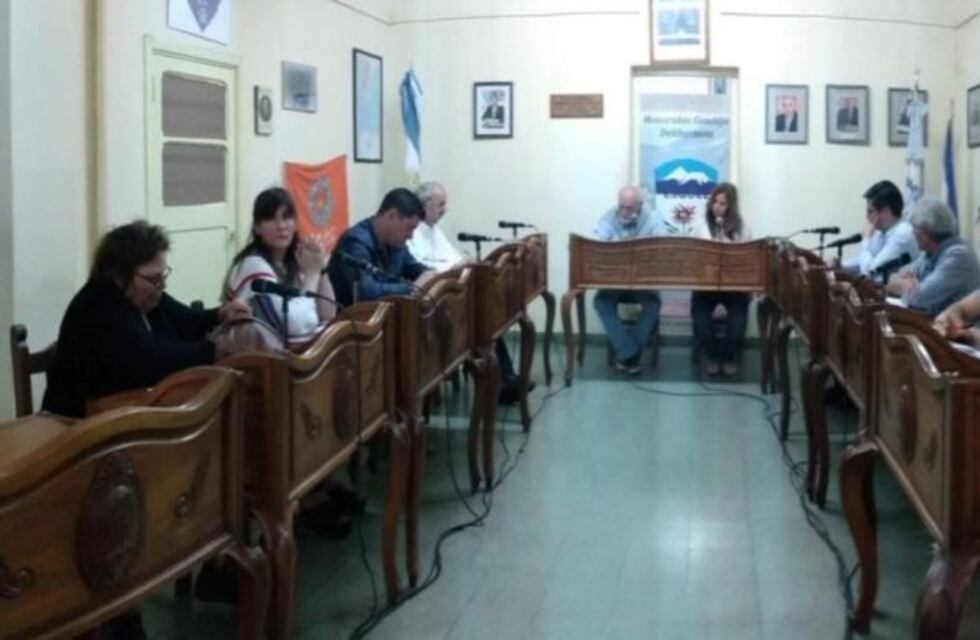 Los Concejales buscan la solución para poder reunirse y seguir trabajando