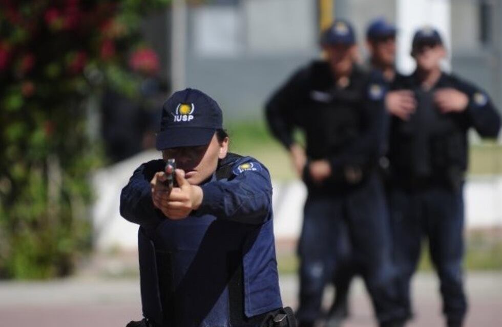 Preocupante: sólo el 13% de los policías mendocinos hizo el entrenamiento de tiro