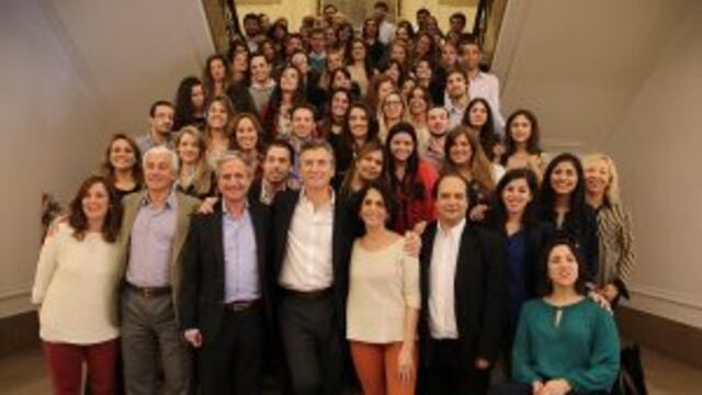 DYN34, BUENOS AIRES 16/09/14, EL JEFE DE GOBIERNO DE LA CIUDAD DE BUENOS AIRES, MAURICIO MACRI, FELICITu00d3 HOY AL EQUIPO DE Ju00d3VENES PROFESIONALES DEL MINISTERIO DE MODERNIZACIu00d3N PORTEu00d1O POR UN RECONOCIMIENTO ESPECIAL QUE LE OTORGu00d3 LA ORGANIZACIu00d3N DE LOS EST