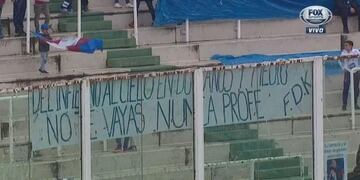 La bandera para un Kudelka que se metió en los corazones Albiazules\u002E