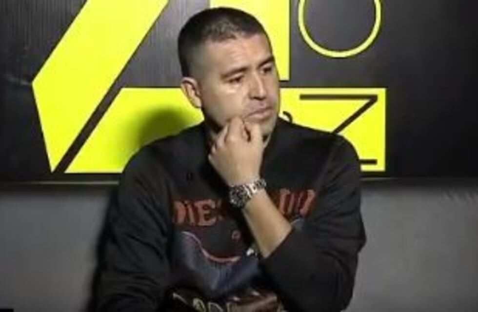 Juan Román Riquelme defendió a Agustín Rossi: "Es un buen arquero"