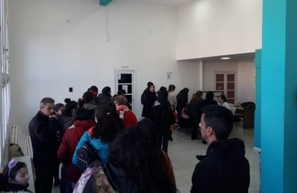 Última entrega del boleto estudiantil gratuito a universitarios, terciarios y adultos